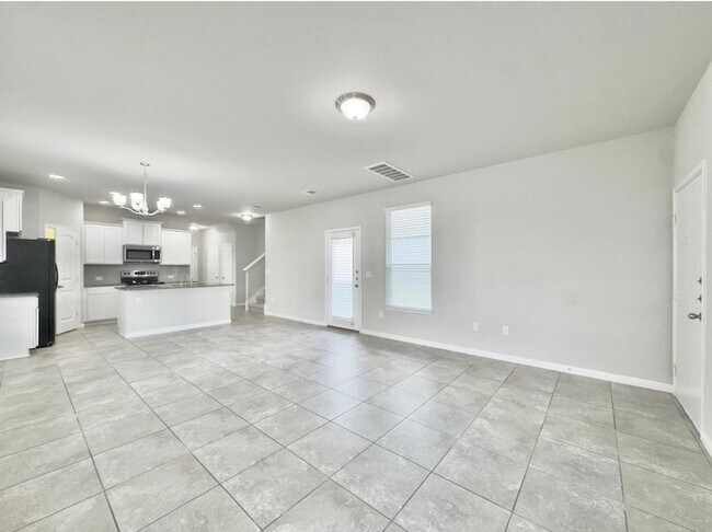 Building Photo - 308 Craters of the Moon Blvd