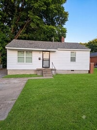 Building Photo - 1590 Latham St