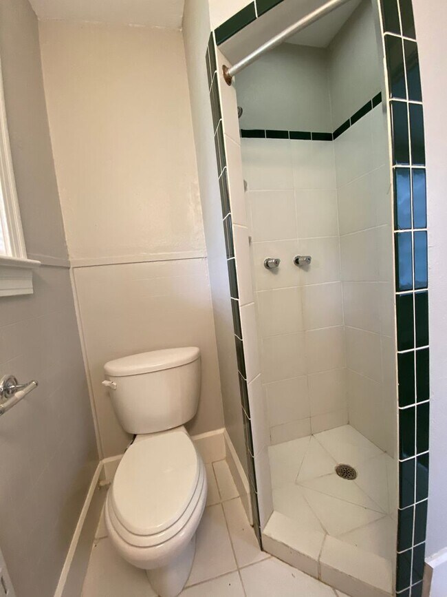 Building Photo - Cullen-1914