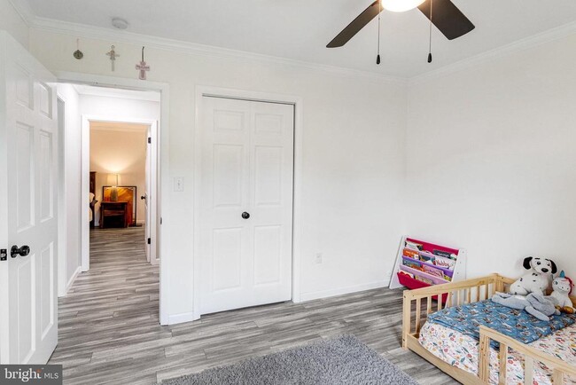 Building Photo - 4157 Waterway Dr