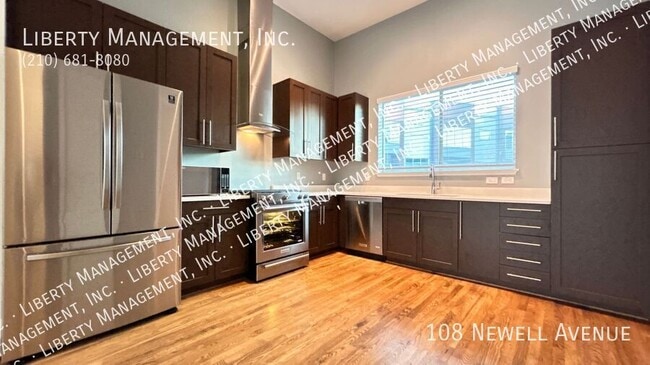 Building Photo - 108 Newell Ave