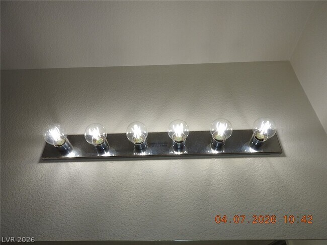 Building Photo - 9195 Briarthorne St