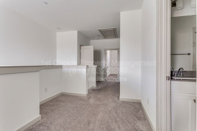 Building Photo - 6481 Iron Horse Blvd