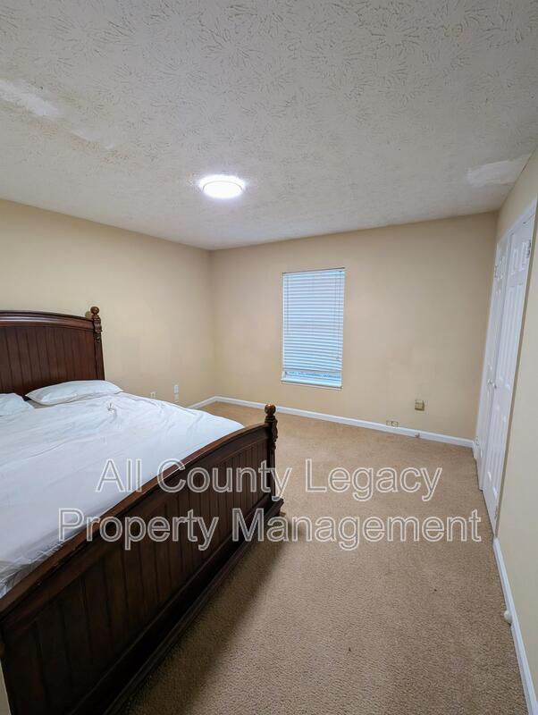 Building Photo - 130 Cumberland Ct