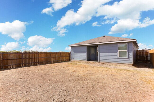 Building Photo - 4815 Tusler Park