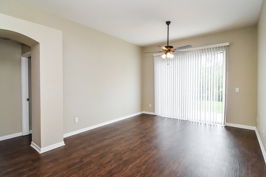 Building Photo - 4053 Longworth Loop