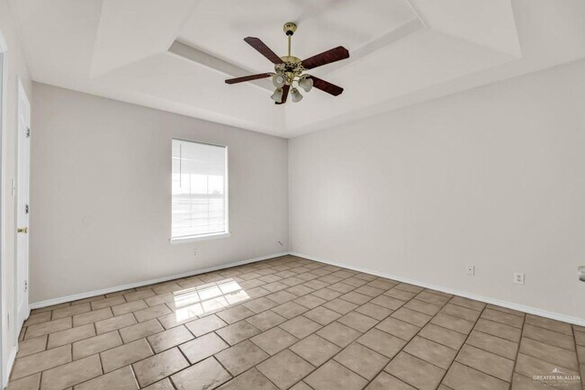Building Photo - 13 Agua Fina Ave