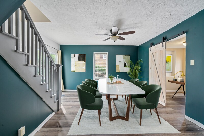 Building Photo - 366 N Main St