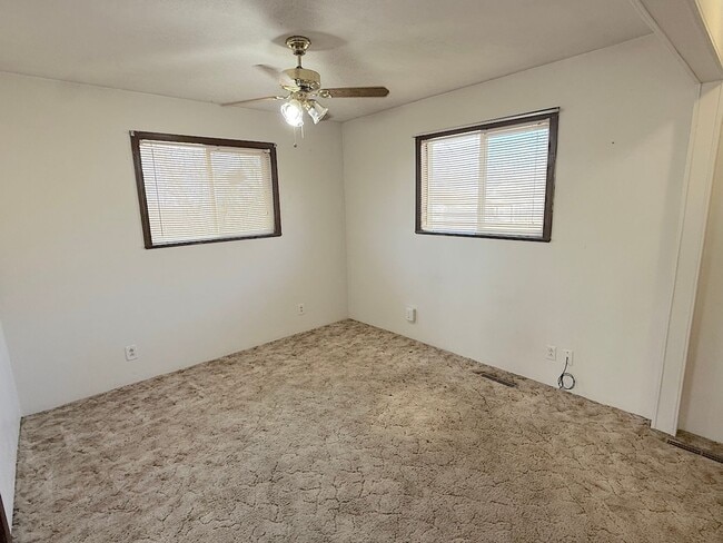 Building Photo - Four Bedroom Spacious Home Available