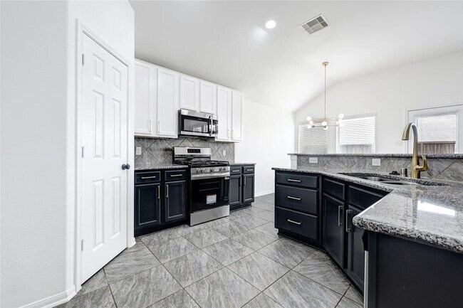 Building Photo - 3214 Tall Sycamore Trail