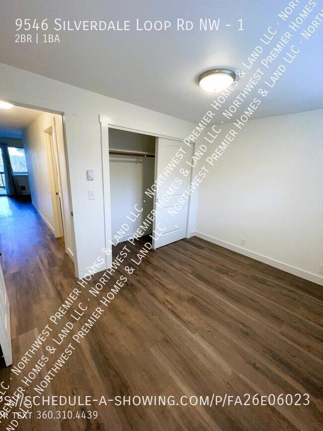 Building Photo - 9546 Silverdale Loop Rd NW
