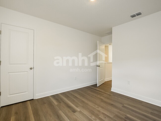 Building Photo - 1534 Blue Nile Pt