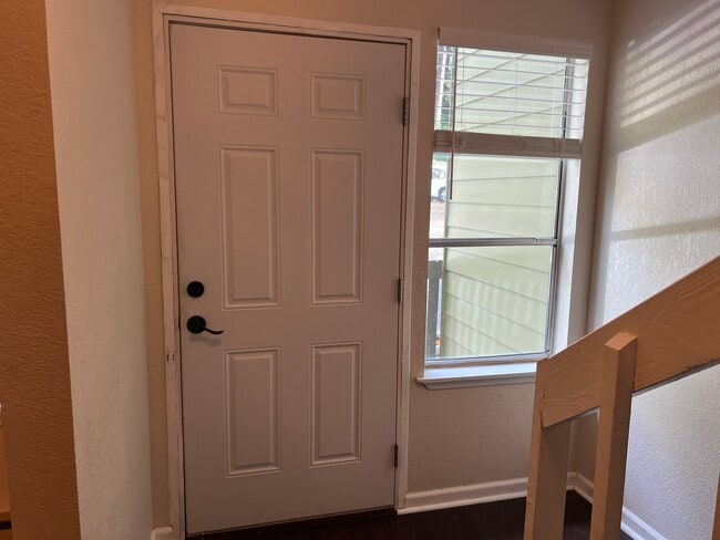 Building Photo - 500 National Ave N