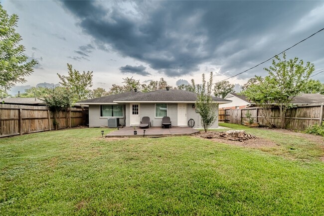 Building Photo - 4606 Nina Lee Ln
