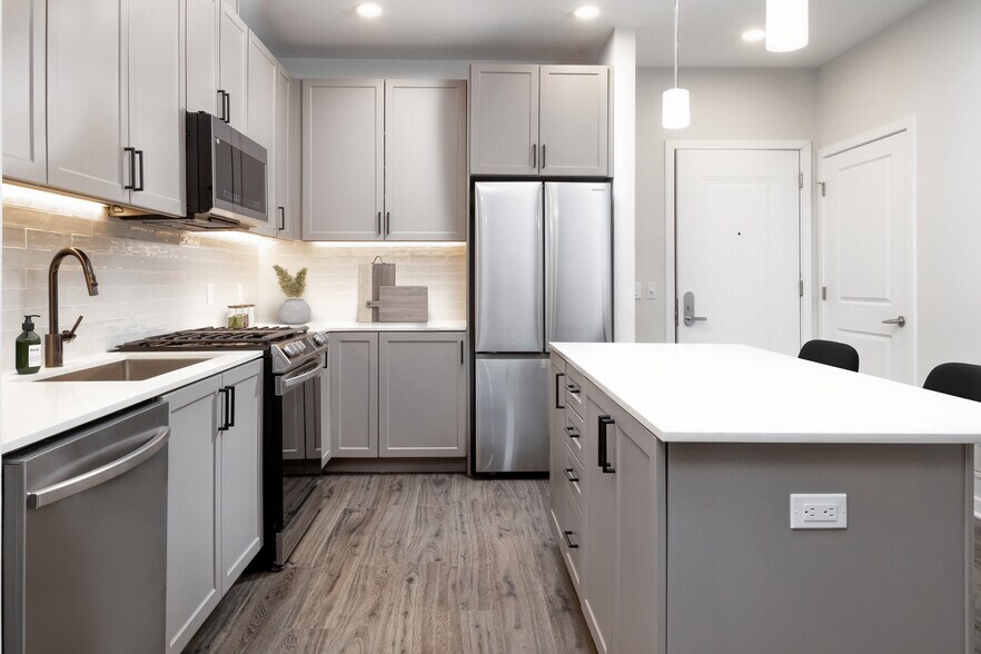 Avalon Montville - 85 Bloomfield Ave Pine Brook NJ 07058 | Apartment Finder