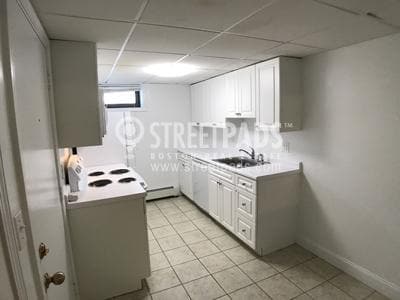 Building Photo - 1 bedroom in Brookline MA 02446