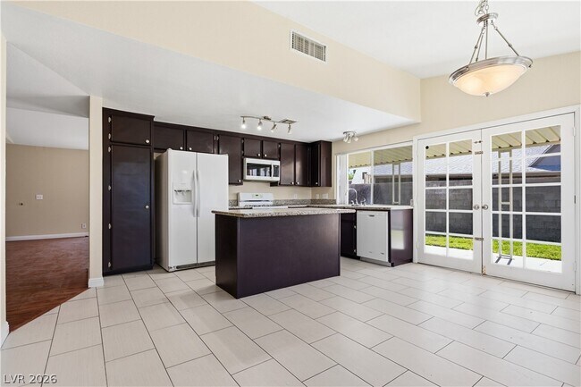 Building Photo - 5221 Percheron St