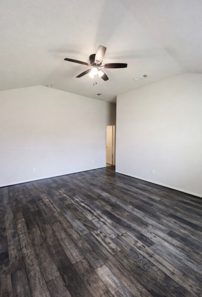 Building Photo - 1035 Auburn View Ln