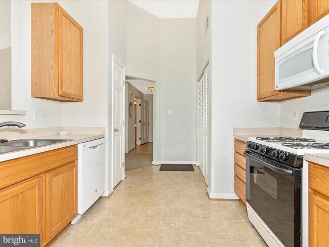 Building Photo - 501 Patton Cir