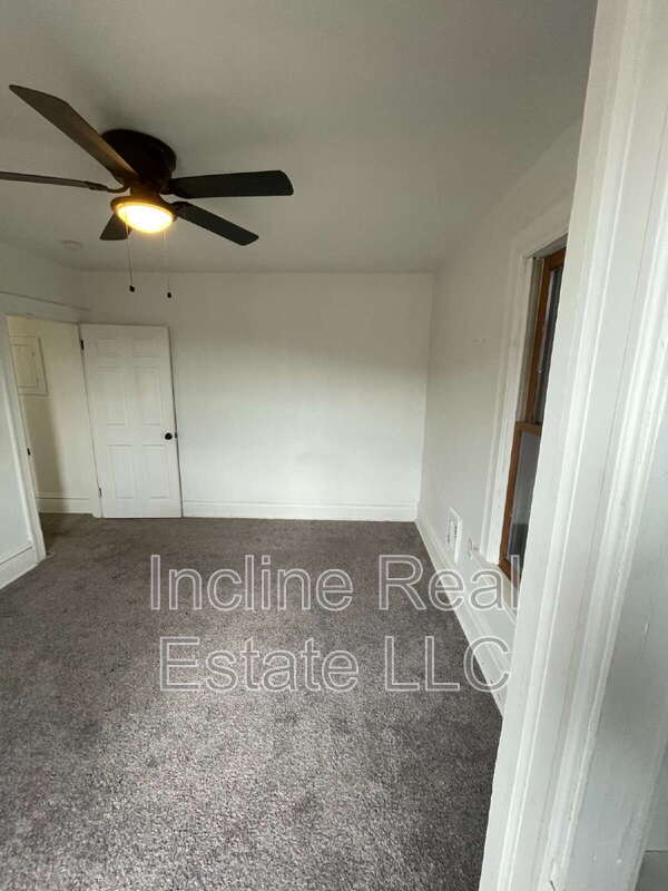 Building Photo - 561 2nd St