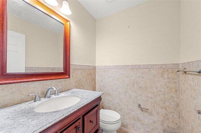 Building Photo - 4227 Sabal Ridge Cir