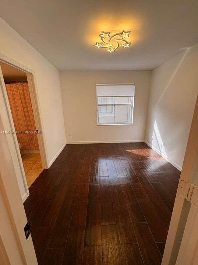 Building Photo - 5305 SW 126th Terrace