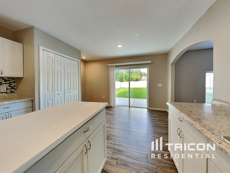 Building Photo - 3013 Whispering Trails Dr