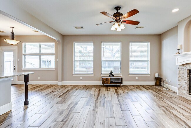 Building Photo - 20907 Auburn Trace Ct