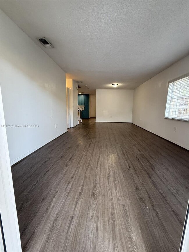 Building Photo - 7121 SW 158th Ct