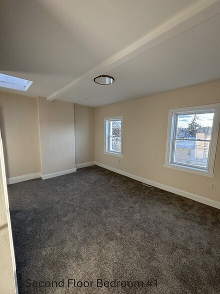 Building Photo - 2026 Druid Hill Ave