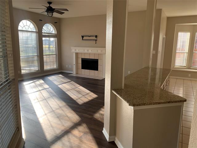 Building Photo - 5710 Roanoke Dr