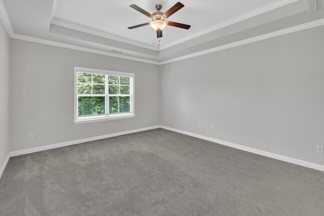 Building Photo - Four Bedroom + Loft Dream Home in Youngsville