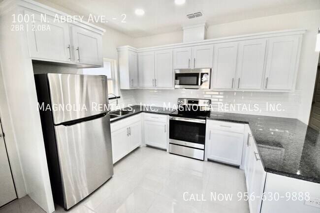 Building Photo - 1001 N Abbey Ave