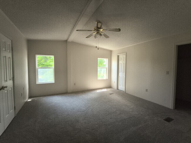 Building Photo - 4735 Co Rd 74