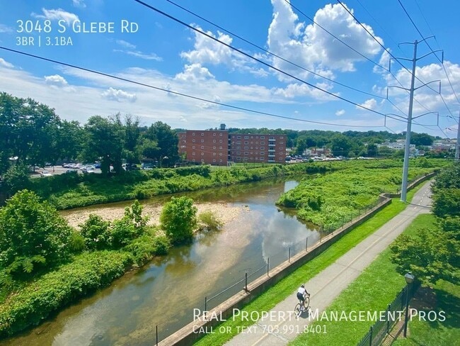 Building Photo - 3048 S Glebe Rd
