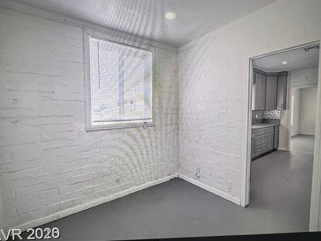 Building Photo - 2204 Fair Ave