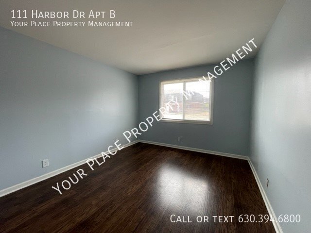 Building Photo - 111 Harbor Dr