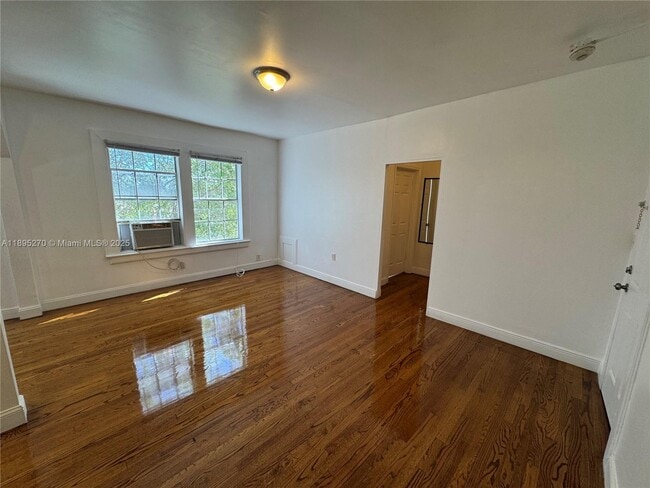 Building Photo - 177 NE 50th St