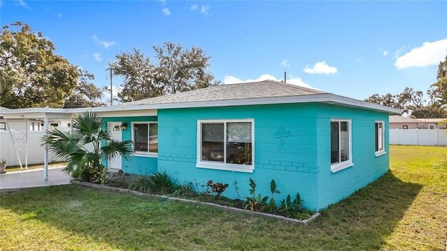 Building Photo - 5810 Tangerine Ave S