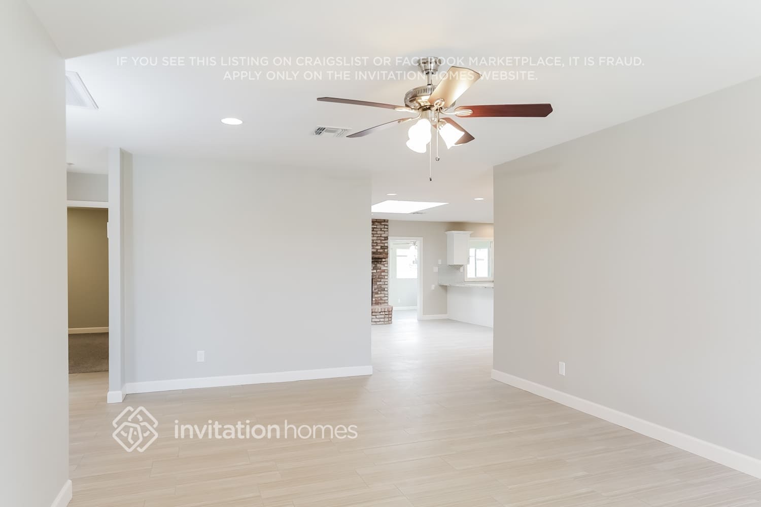 Building Photo - 2047 E Cornell Dr