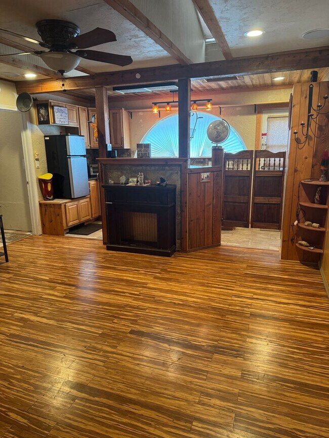 Building Photo - 29866 Carol Ave