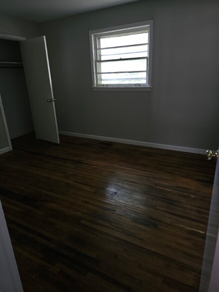Building Photo - 721 A Kent Dr