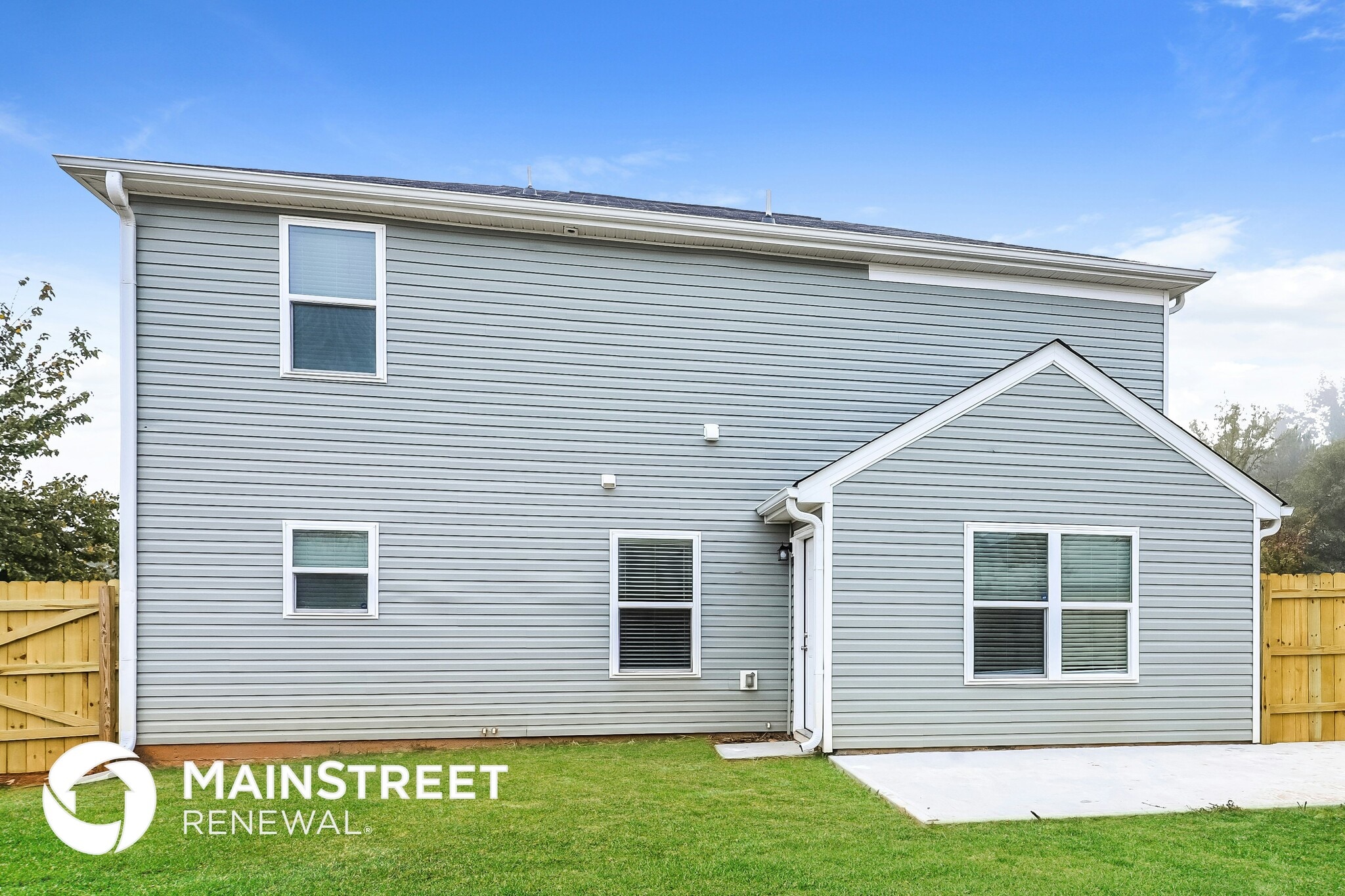 Building Photo - 7163 Tanger Blvd