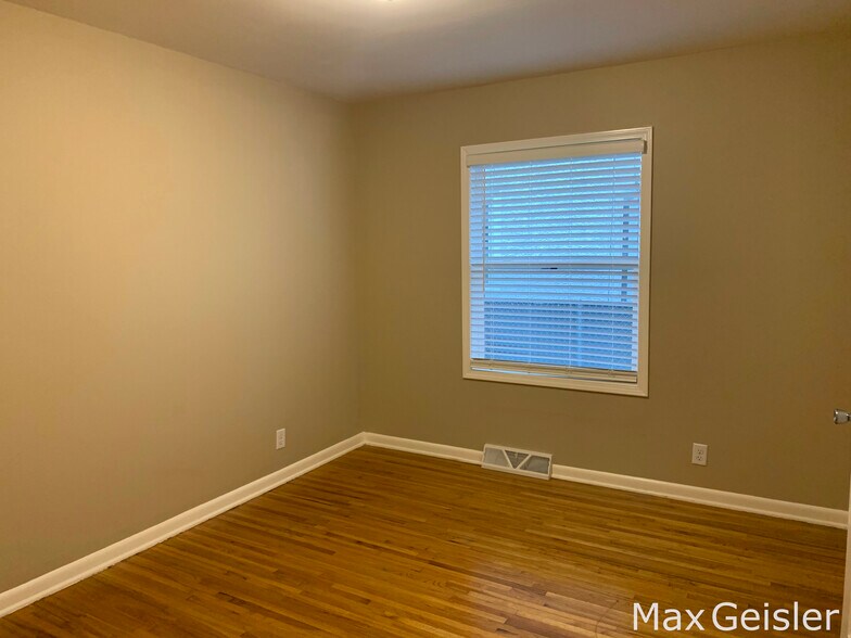 First bedroom. - 404 12th Ave N