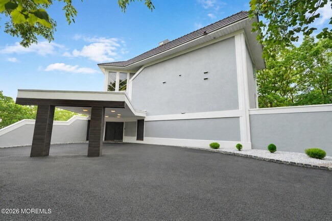 Building Photo - 401 Overlook Dr