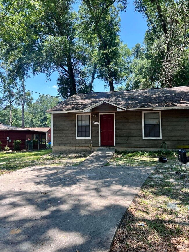 Building Photo - 5674 Lumberjack Ln
