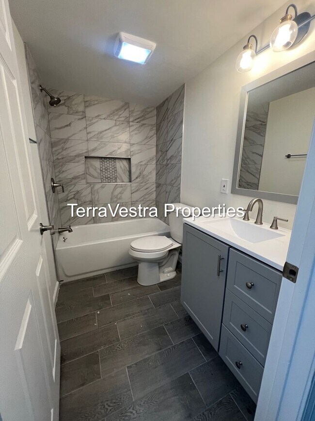 Building Photo - 3 Bed in Mullica Hill! Eligible for $500 Security Deposit.