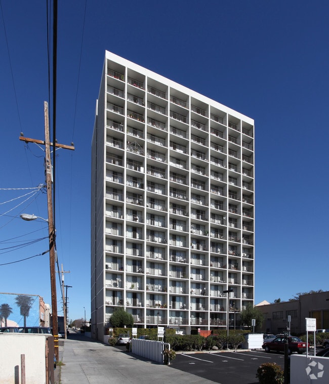 Primary Photo - Congregational Tower Apartments