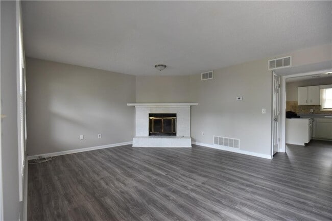 Building Photo - 2080 Sand Wedge Cir