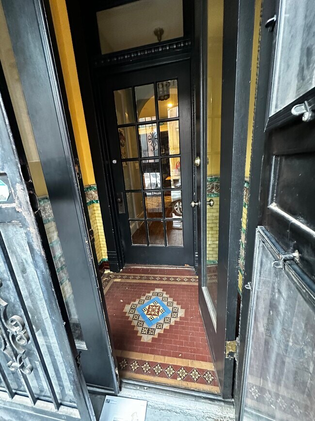 Building Photo - 1830 Swann St NW